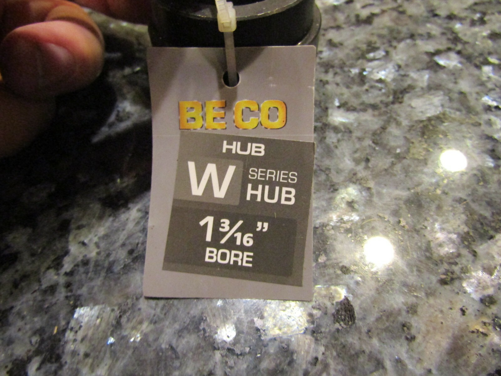 BE CO 1-3/16" W SERIES - HUB - BECO
