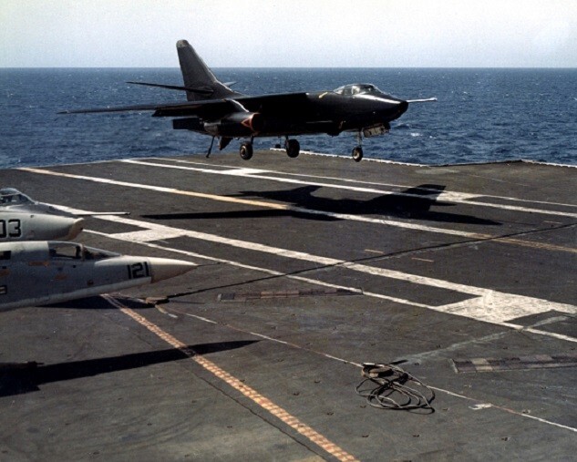 Navy Douglas RA-3B Skywarrior Crusader USS Kitty Hawk 8x10 Vietnam War Photo 814
