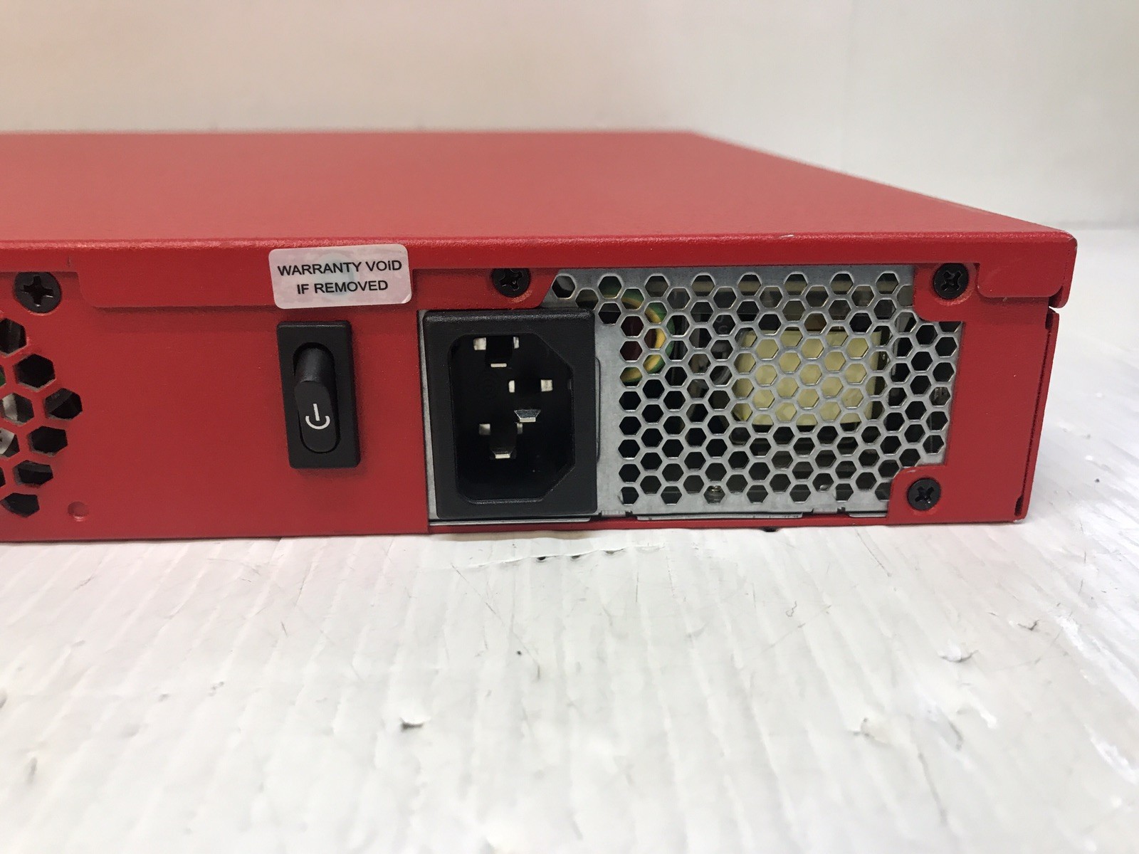 WatchGuard Firebox M370 8-Port Network Security Appliance WL6AE8 WORKING *READ*