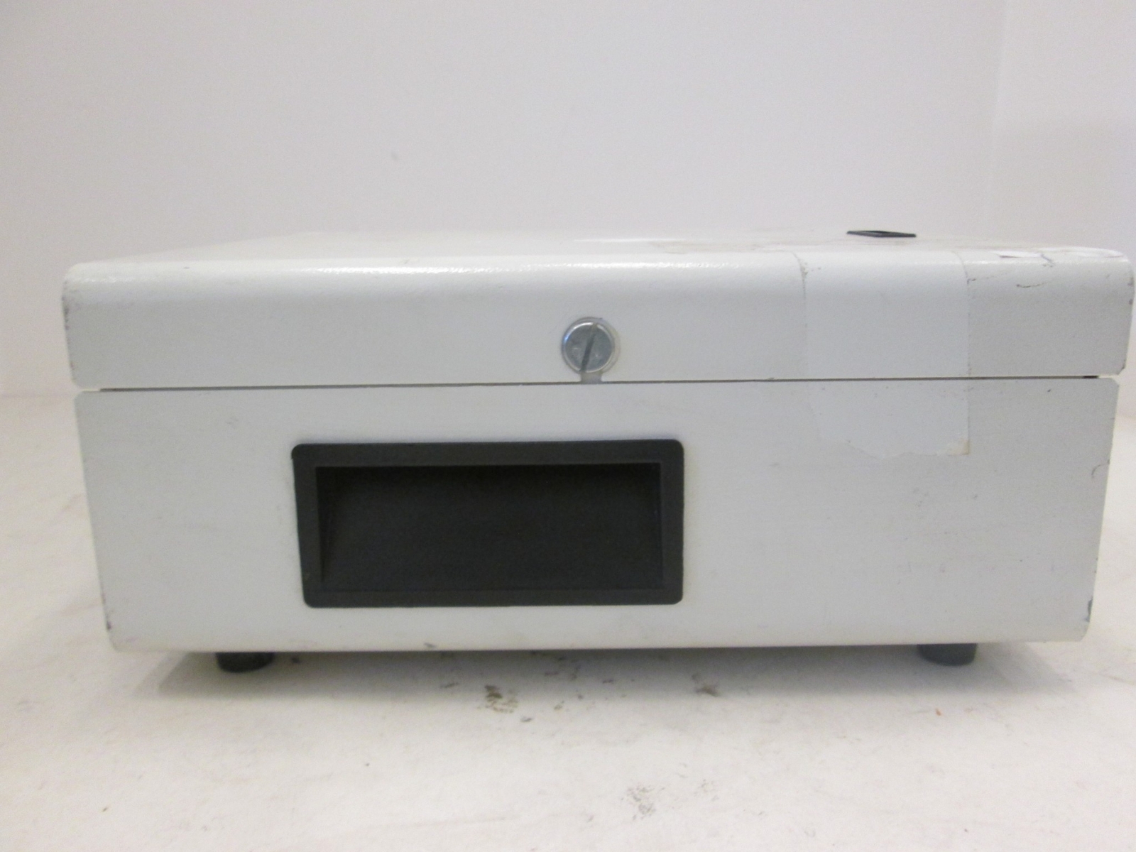 Intralux 5000-1, Light Source Illuminator, 121V, 50/60Hz, 185W, Used