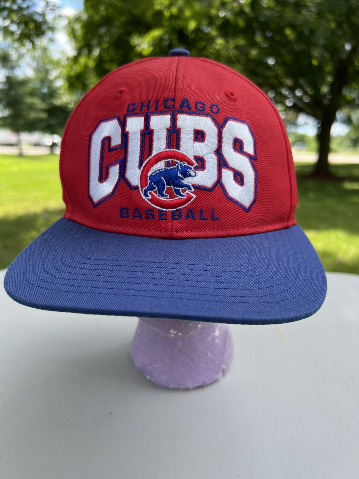 Red Cubs Hat/Cap w/Blue Bill Emblem with Bear in C Chicago Baseball 47Brand EUC
