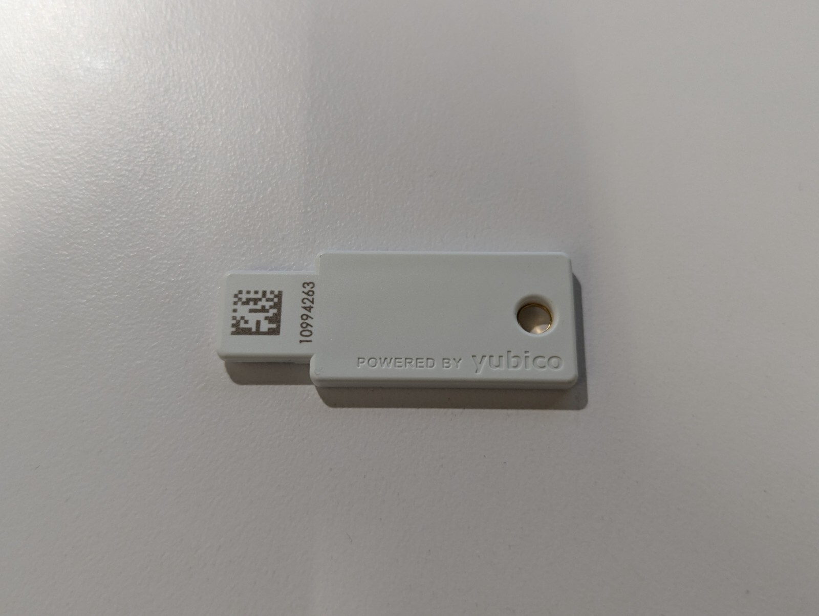 Yubico YubiKey 4 White USB Security Key