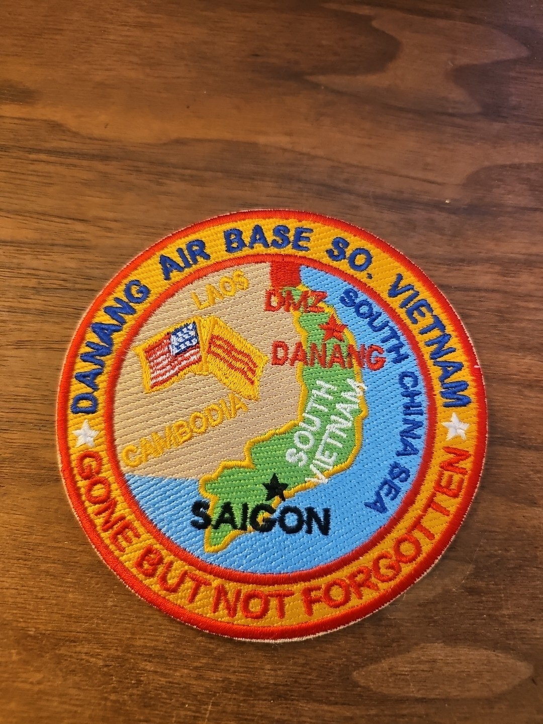 USAF BASE PATCH, DANANG AIR BASE, SOUTH VIETNAM, GONE BUT NOT FORGOTTEN