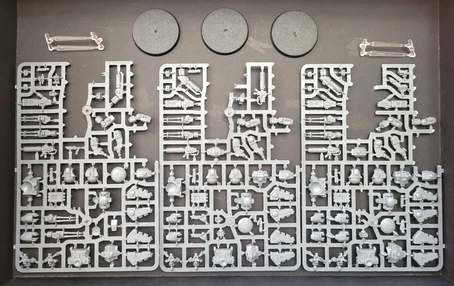 XV8 Crisis Battle Suits (3) ONLY, NO Drones Warhammer 40K Tau T'au Empire
