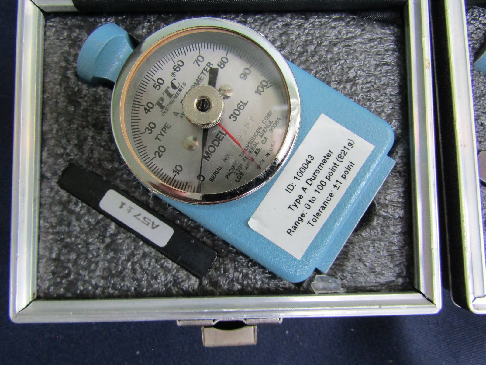 PTC Instruments 306L TypeA Durometer with Case GUARANTEED