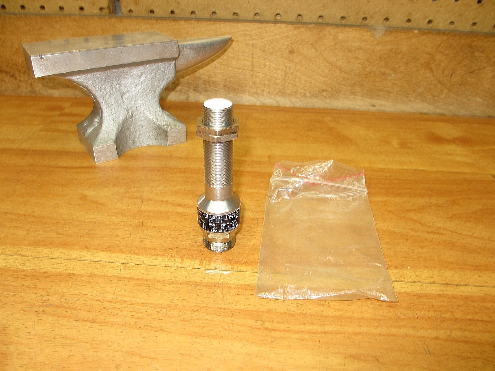 IFM Efector IG0302 *NEW* Inductive Proximity Sensor IGA2004-ABOA/SL/LS