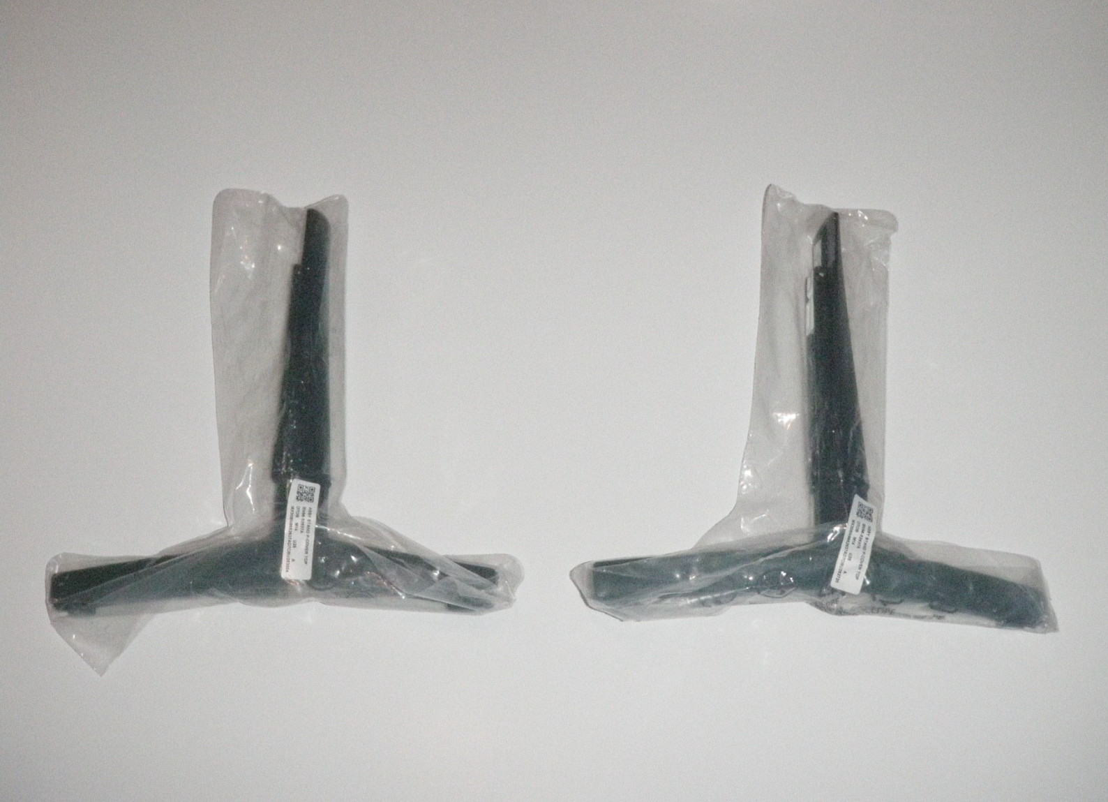 Set of Feet Legs Stand BN96-52637A for Samsung TV Model HG55BU800NFXZA