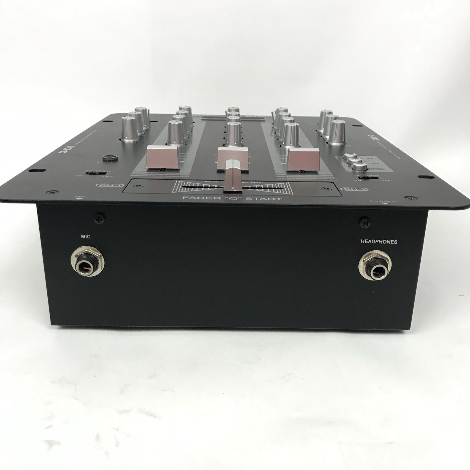 American Audio Q-D6 PreAmp Mixer W/ 2 Flex 100 MP3 CD Player, Rolling Case
