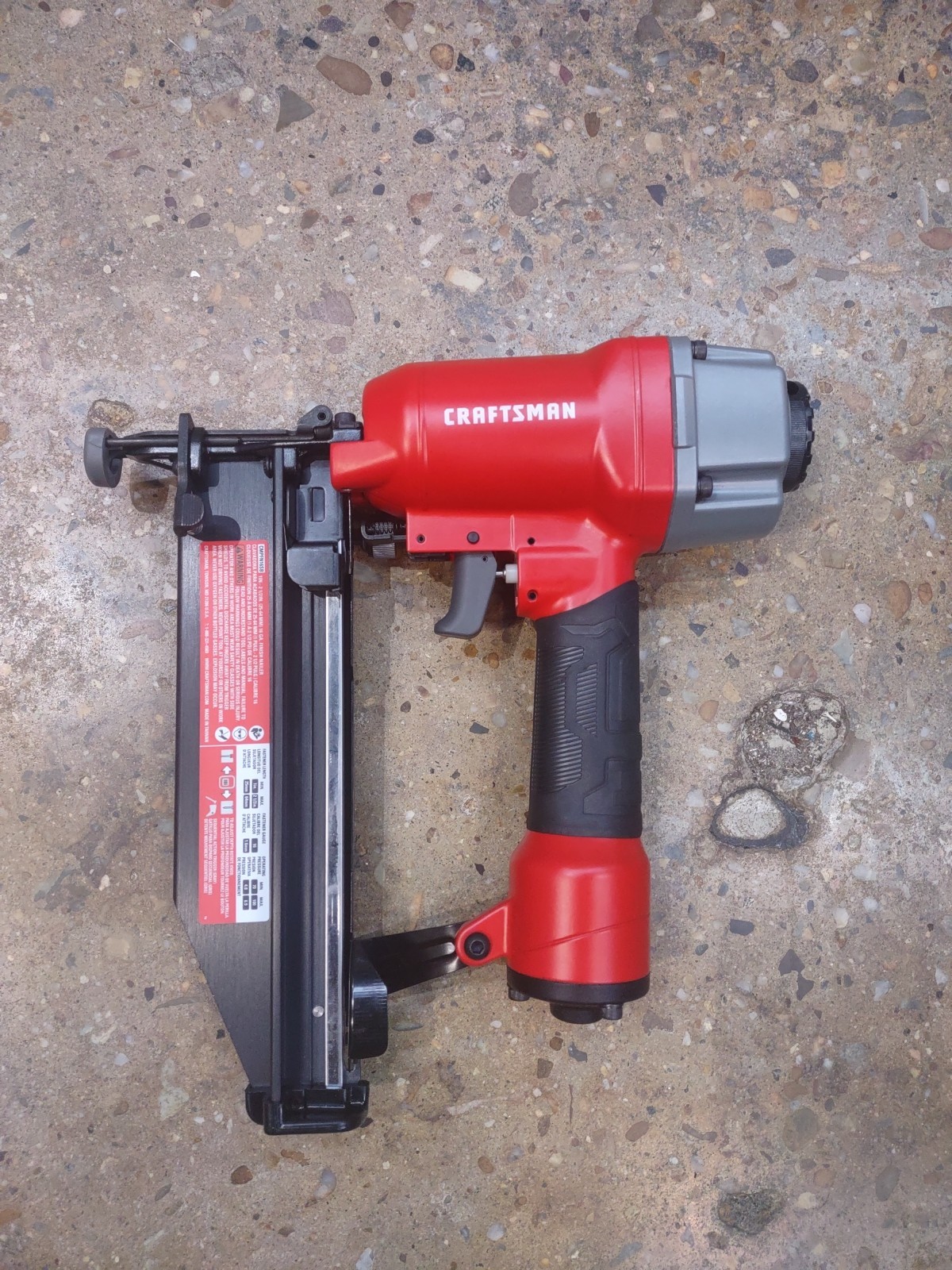 🛠️ Craftsman 16 Ga. Straight Finish Nailer CMPFN16SB