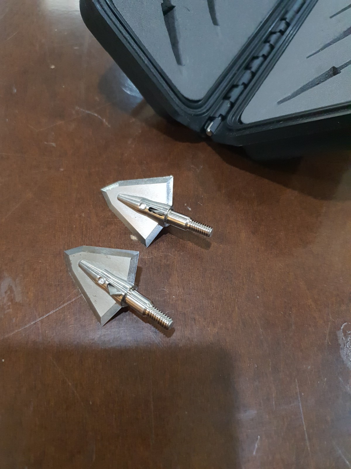 Iron Will S Series 125 Gr. Broadheads (Qty. 2) Very Sharp