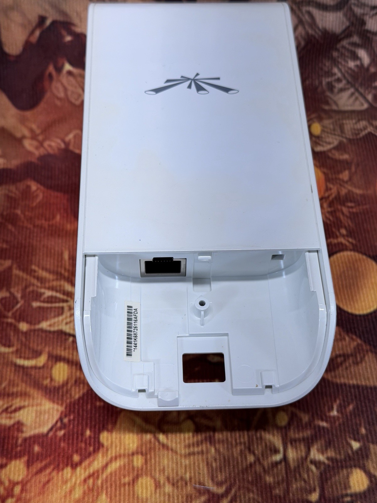 Ubiquiti NanoStation loco M2 - Wireless Access Point & Adapter