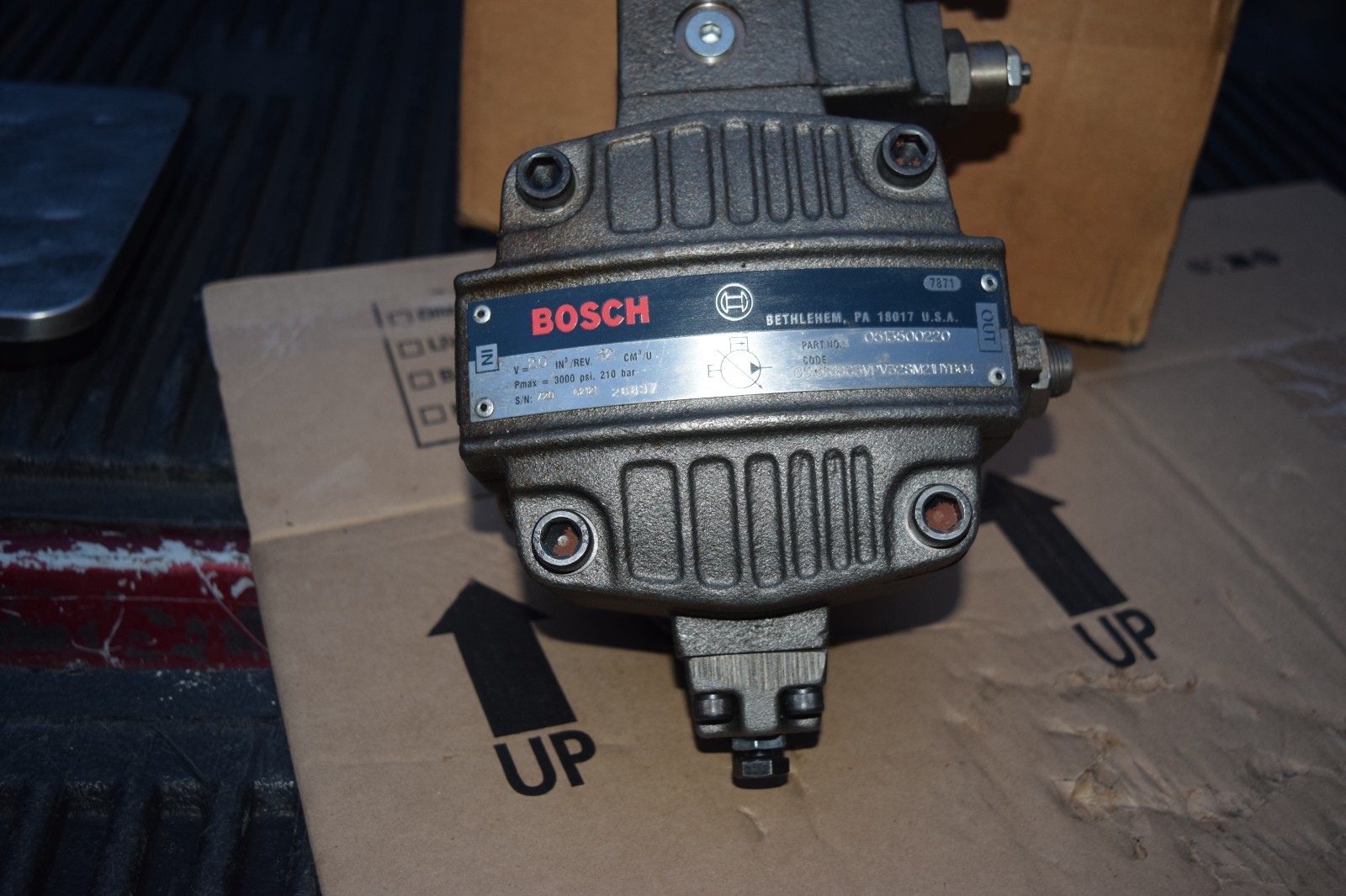 BOSCH 0513500220 Vane Pump