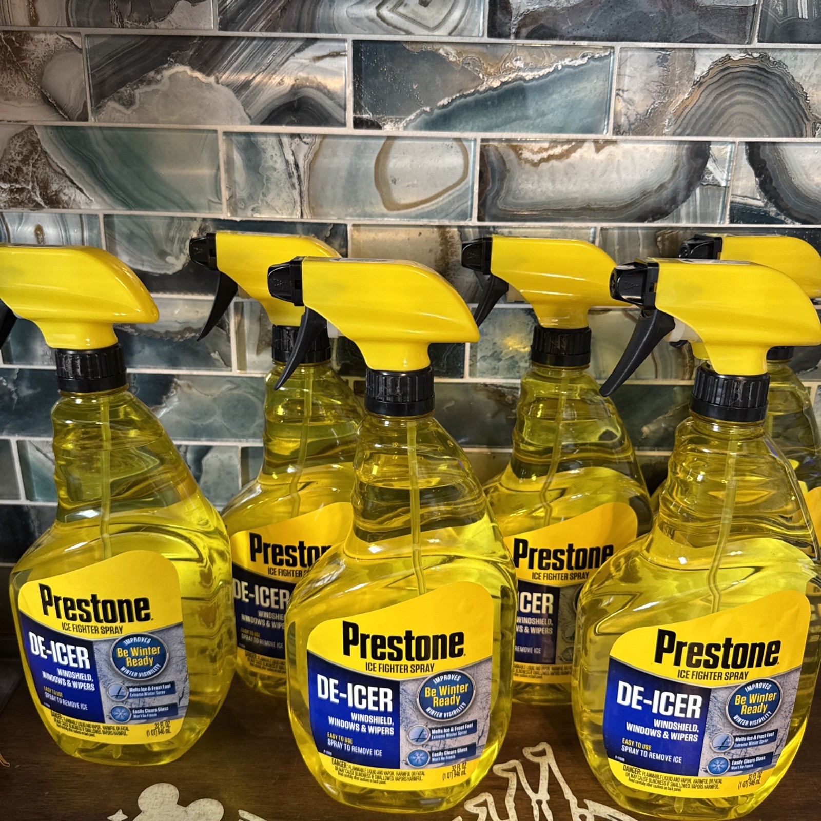 6 Prestone Trigger Spray Windshield De-Icer - 32 fl. oz. ea.