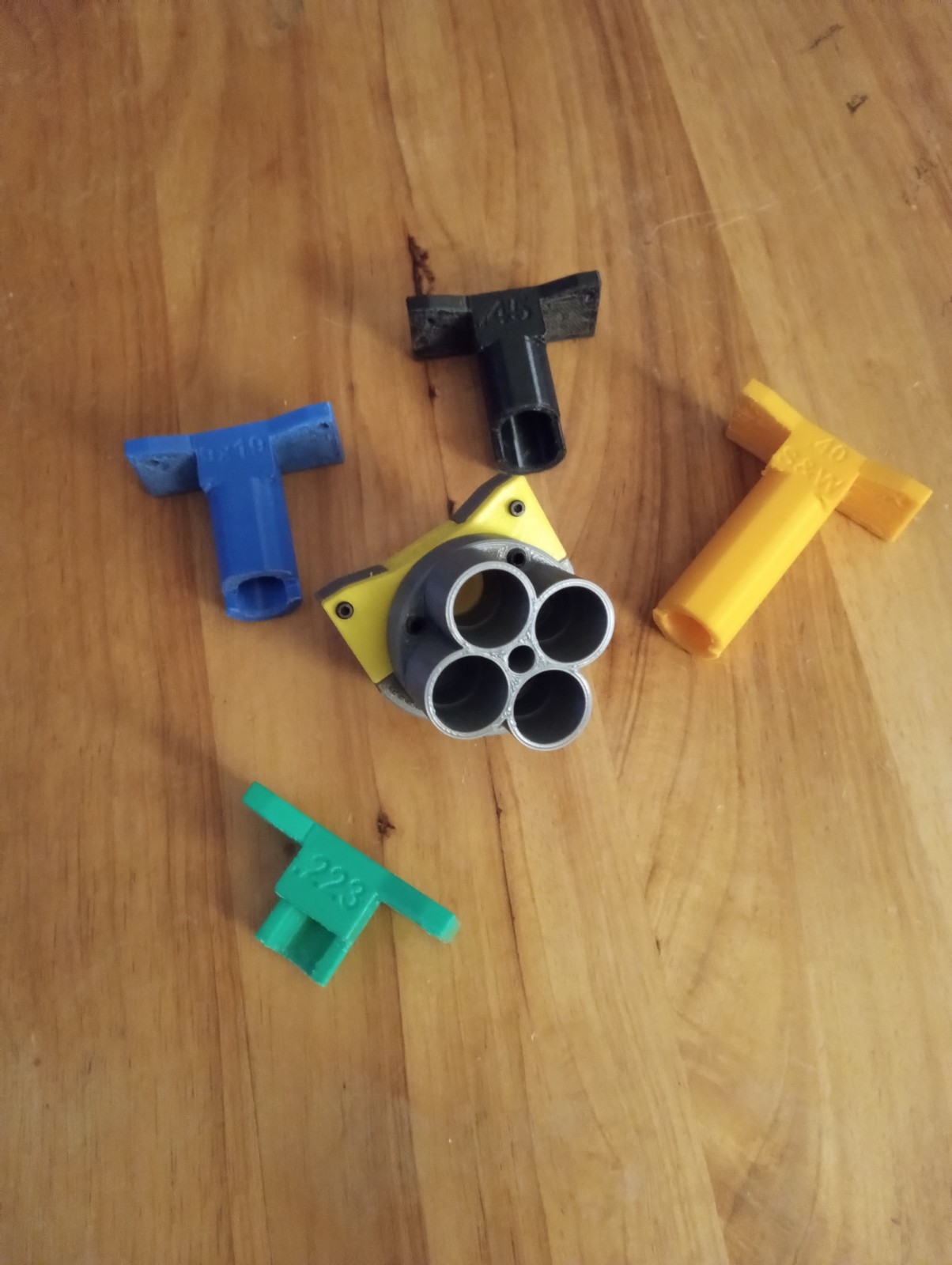 Lee APP Universal Case Feeder 3D Printed With 5 Case Adapters,No More Adjusting