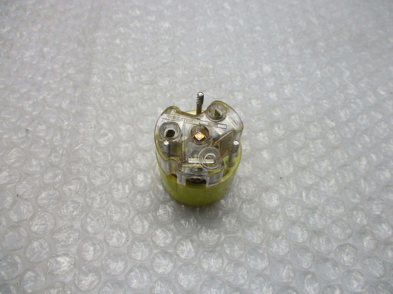 HUBBELL L5-15 PLUG NSNP