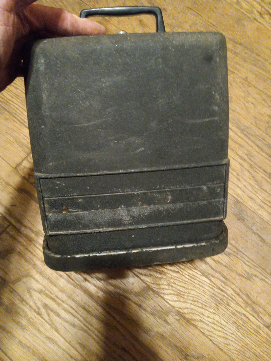 Vintage Keystone Super 8 K-550 Slow Motion Movie Projector Powers On