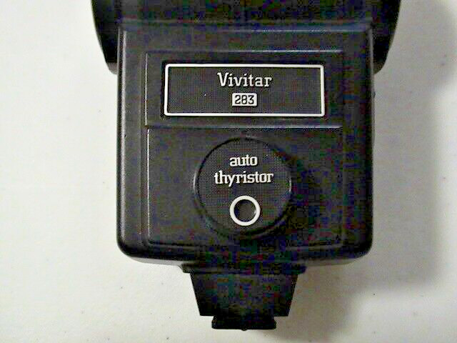 Vivitar 283 Auto-Thyristor Flash Made in Japan version