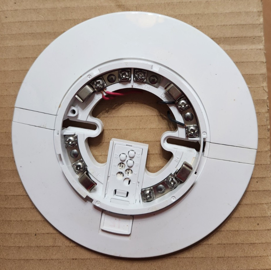 FCI GAMEWELL XP95 Smoke/Heat DETECTOR BASE Apollo UL S5022 XP95-B6EZ Free Ship