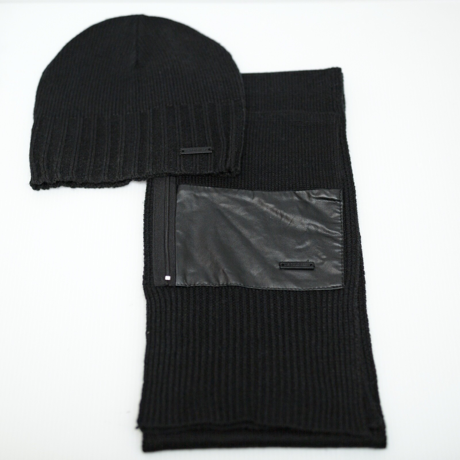 U.S. Polo Assn. Men 2 piece Set- black hat & scarf with zipped pocket