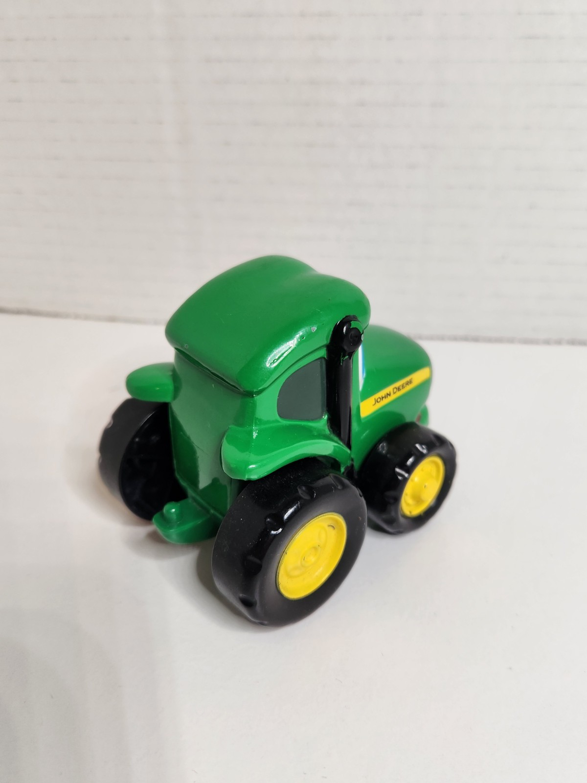 ERTL John Deere Green & Yellow Johnny Tractor 3" Diecast Toy