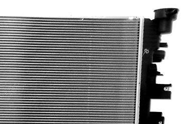 New Radiator For 2019-2022 Ram 1500 5.7L