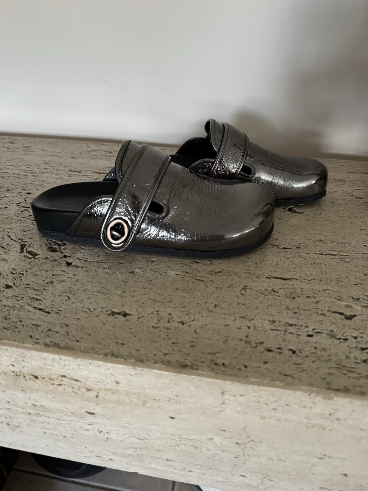 NWOB Coach 'Blake' Silver Metallic Clogs. Size 5. MSRP $150