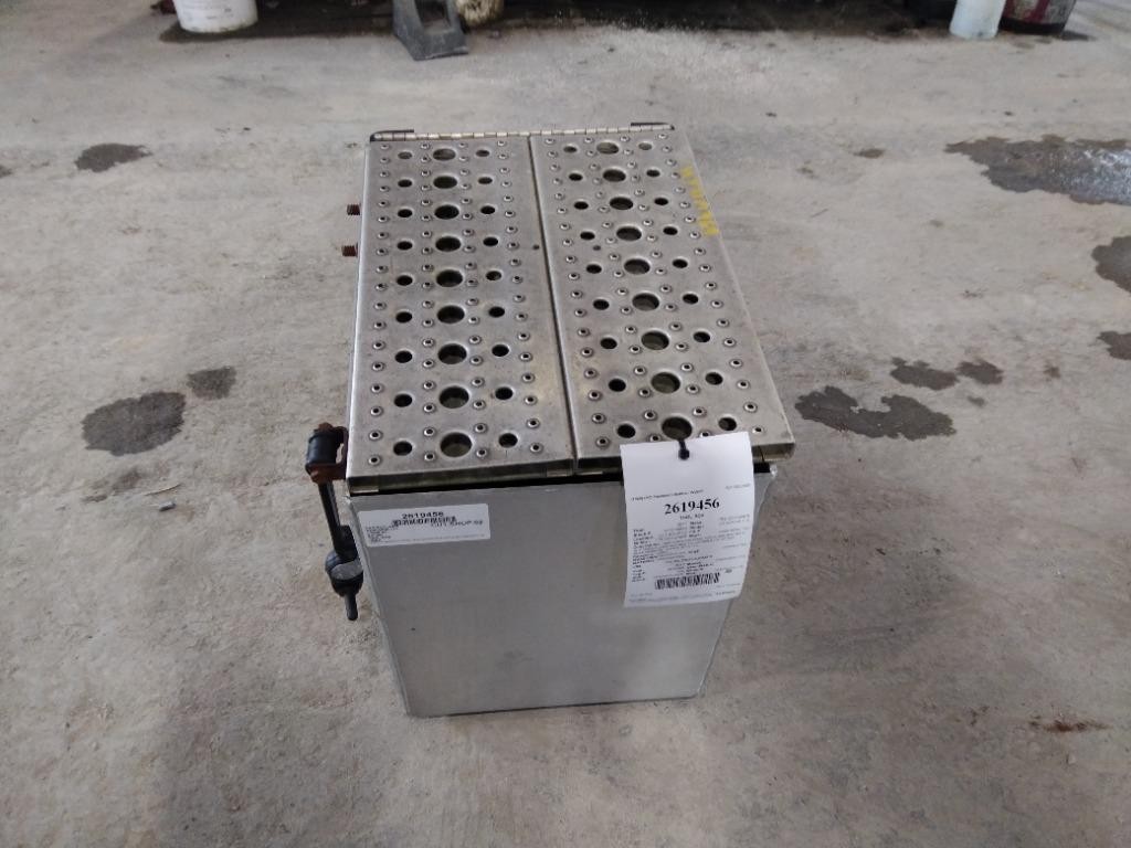Replaces NA 2017 FREIGHTLINER CASCADIA 113 TOOL BOX ,  MN