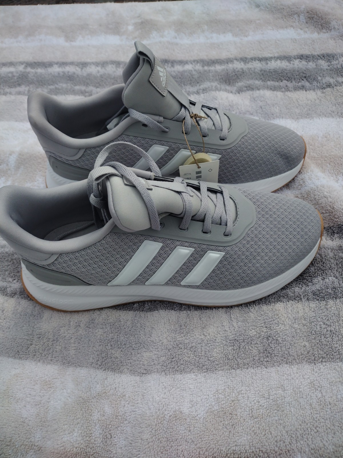 adidas Cloudfoam Comfort Men's Running Shoes Mesh Gray White Gum Lightweight