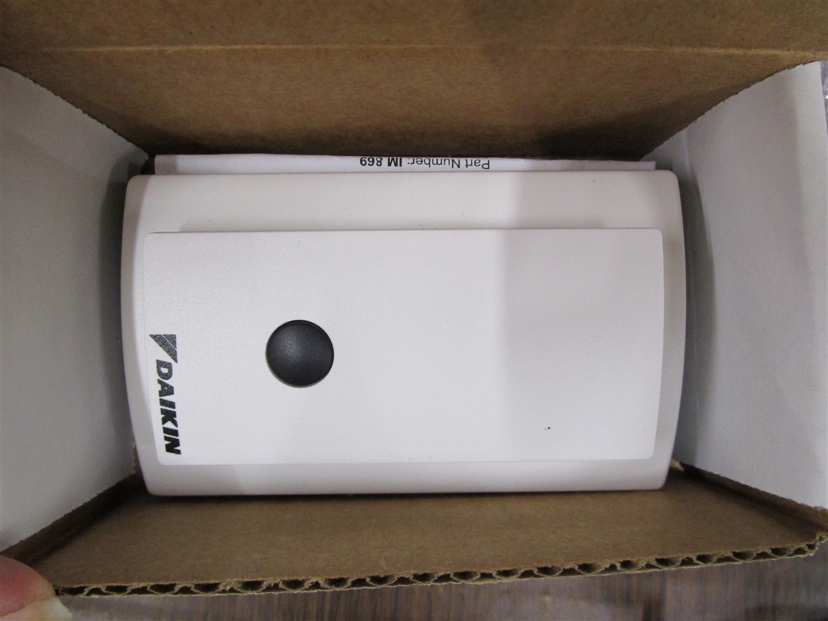 DAIKIN 113117701 Wall Mounted Temperature Sensor AN7858 NEW Original Box