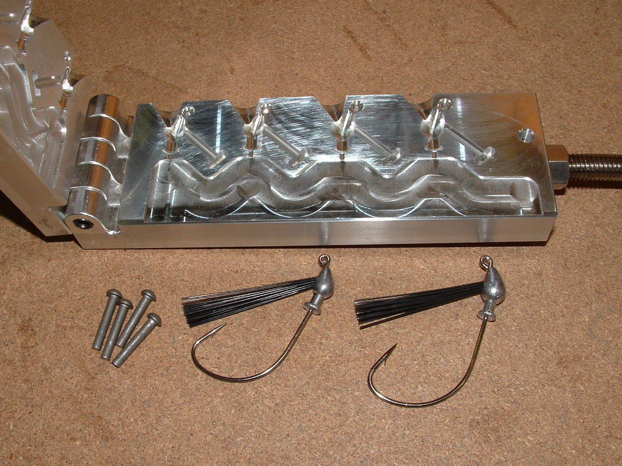 Freshwater Egg Weedless jig mold 1/8, 3/16oz CNC Aluminum Swim Jig