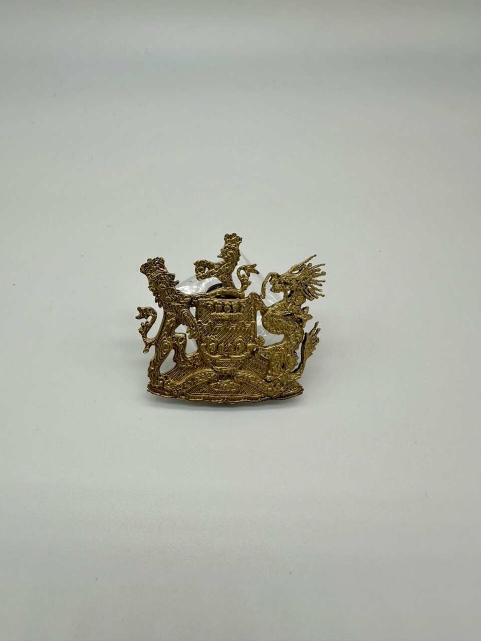 Hong Kong British Emblem Pin Gold  Coat of Arms UK 1997