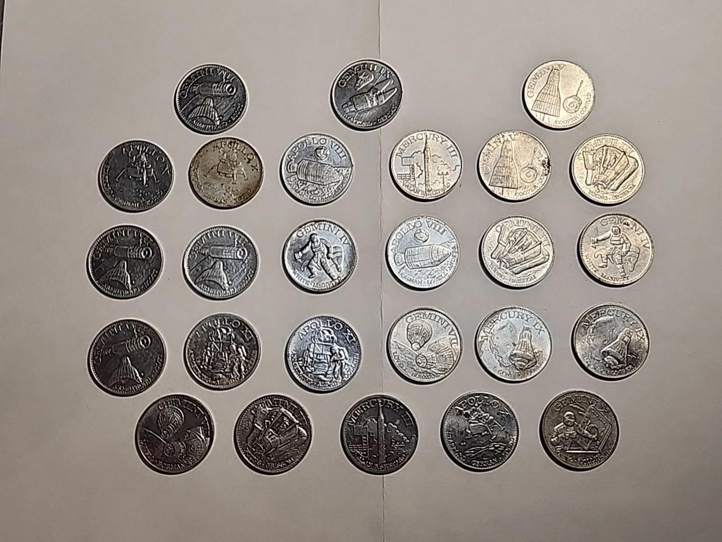 Shell Man In Space Tokens Apollo Gemini Mercury NASA Tokens Lot Of 26