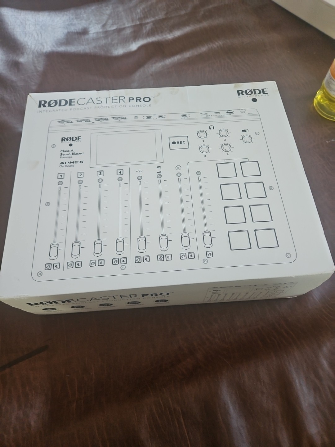 RODE CASTER PRO