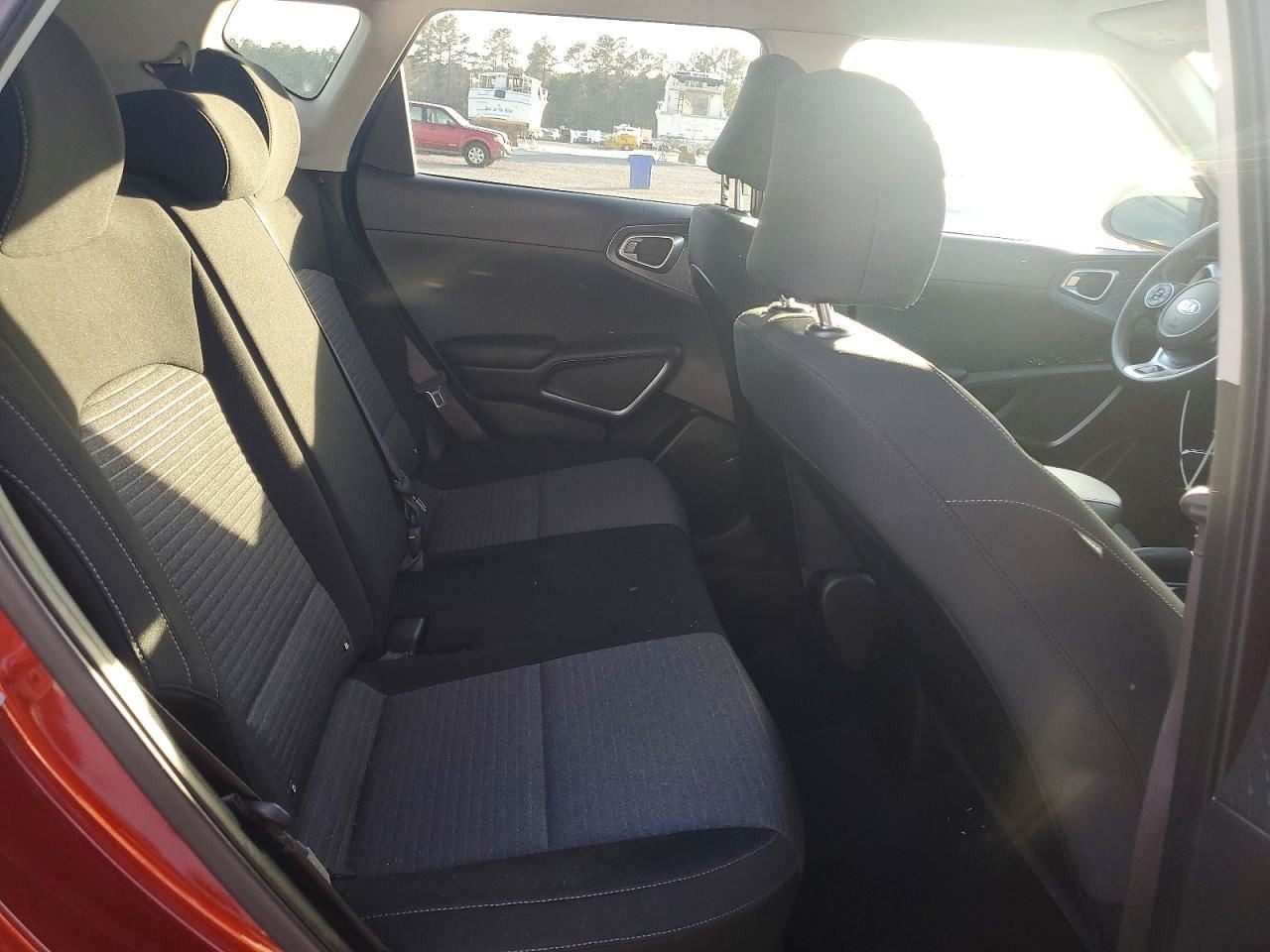 SOUL 2020 Glove Box 4984545
