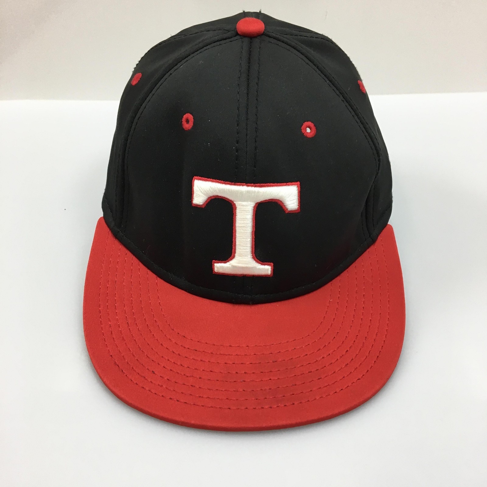 Tracy Trojans Hat Cap Fitted Mens Medium Black Red MILB Baseball Flex Game Pro