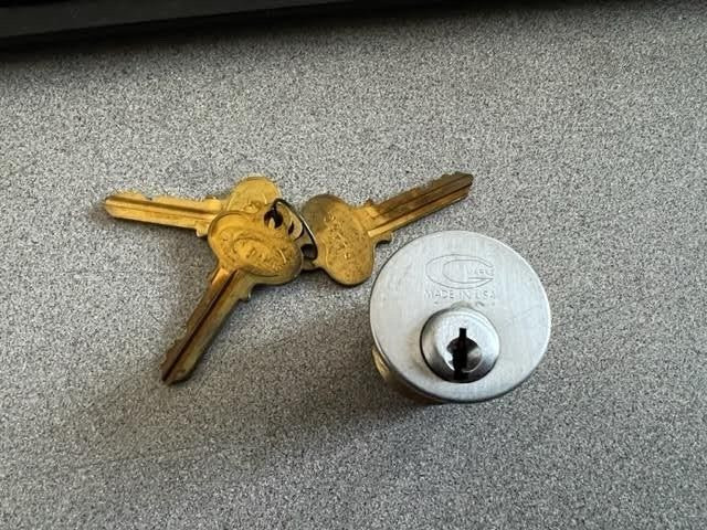 MARKS USA 1 1/8" MORTISE CYLINDER US26D WITH REGULAR CAM ARROW AR1  5 PIN Kwy KD