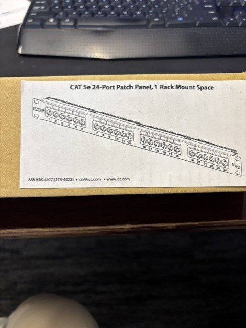 ICC Cat5e 24-PORT Patch Panel, 1 Rack Mount Space