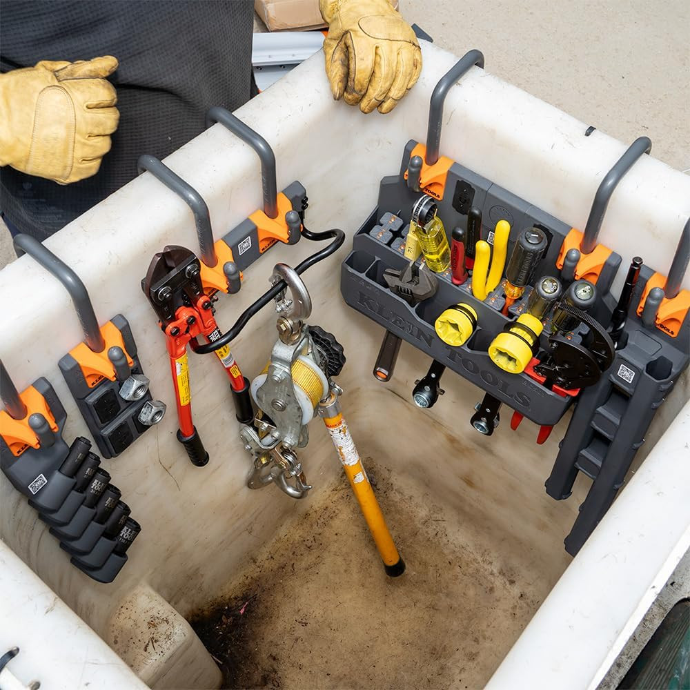 BC508S Utility Bar Storage Module with Secure S-Hooks for Aerial Buckets
