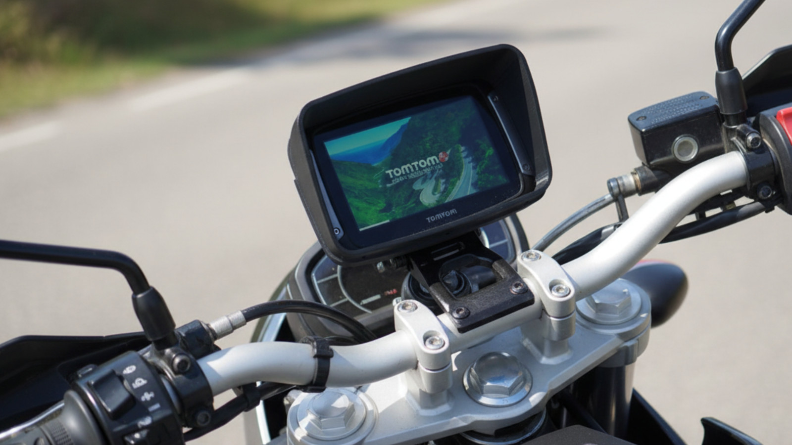 TomTom Rider 400 500 550 410 450 420 Sun Rain Weather Cover Visor Motorbike