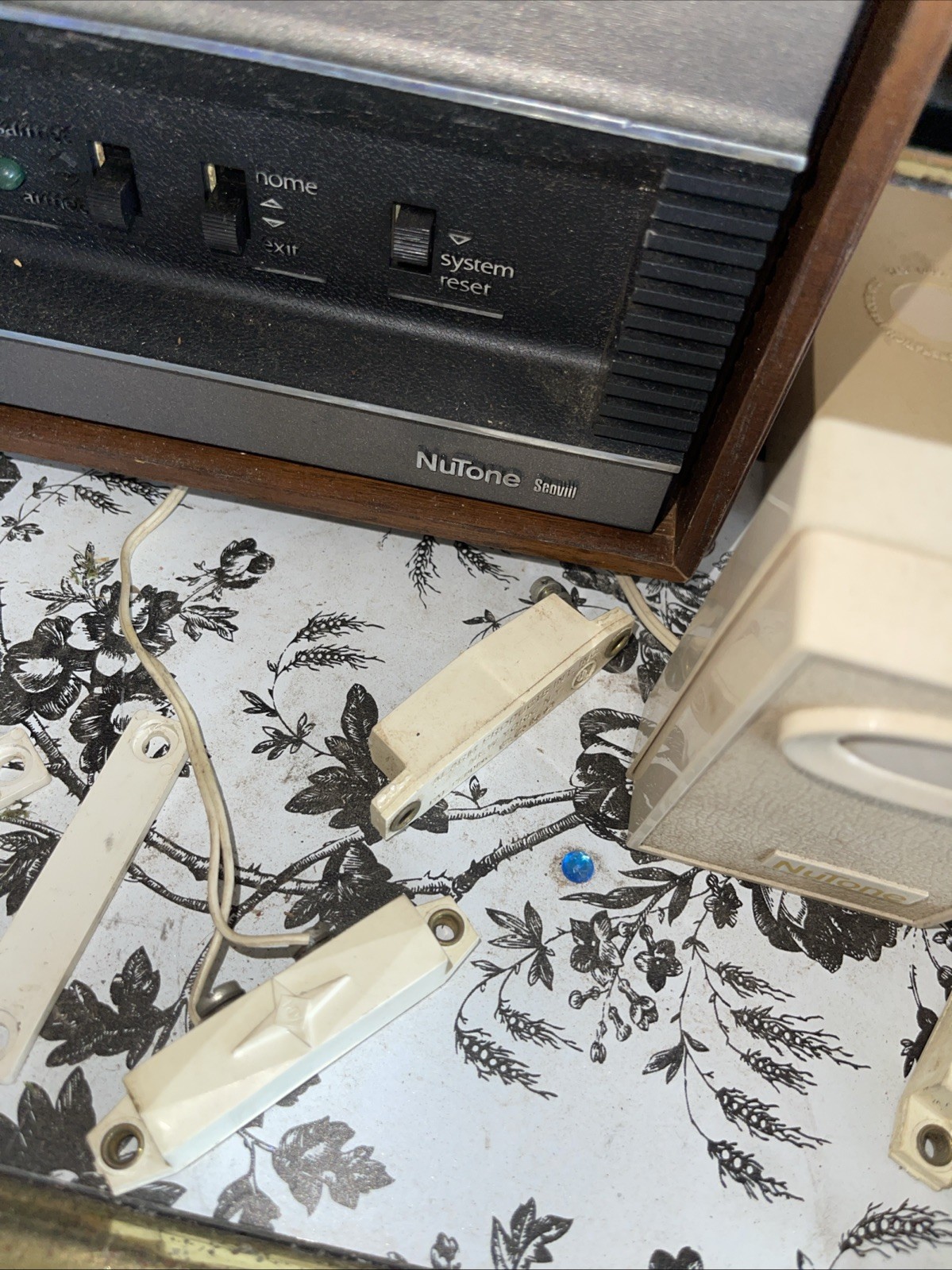 Vintage Nutone Wireless Security Alarm System S-2255 Scovill 1976 Untested!