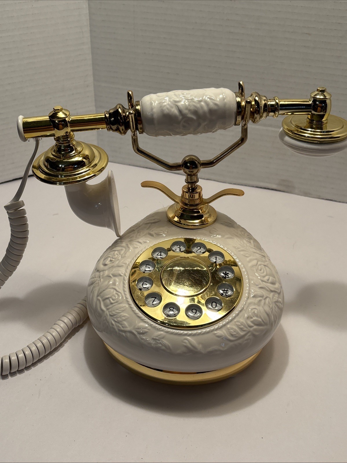White Gold Embossed Telephone Hentak Limited Model HT-00 Siecle Collection Retro