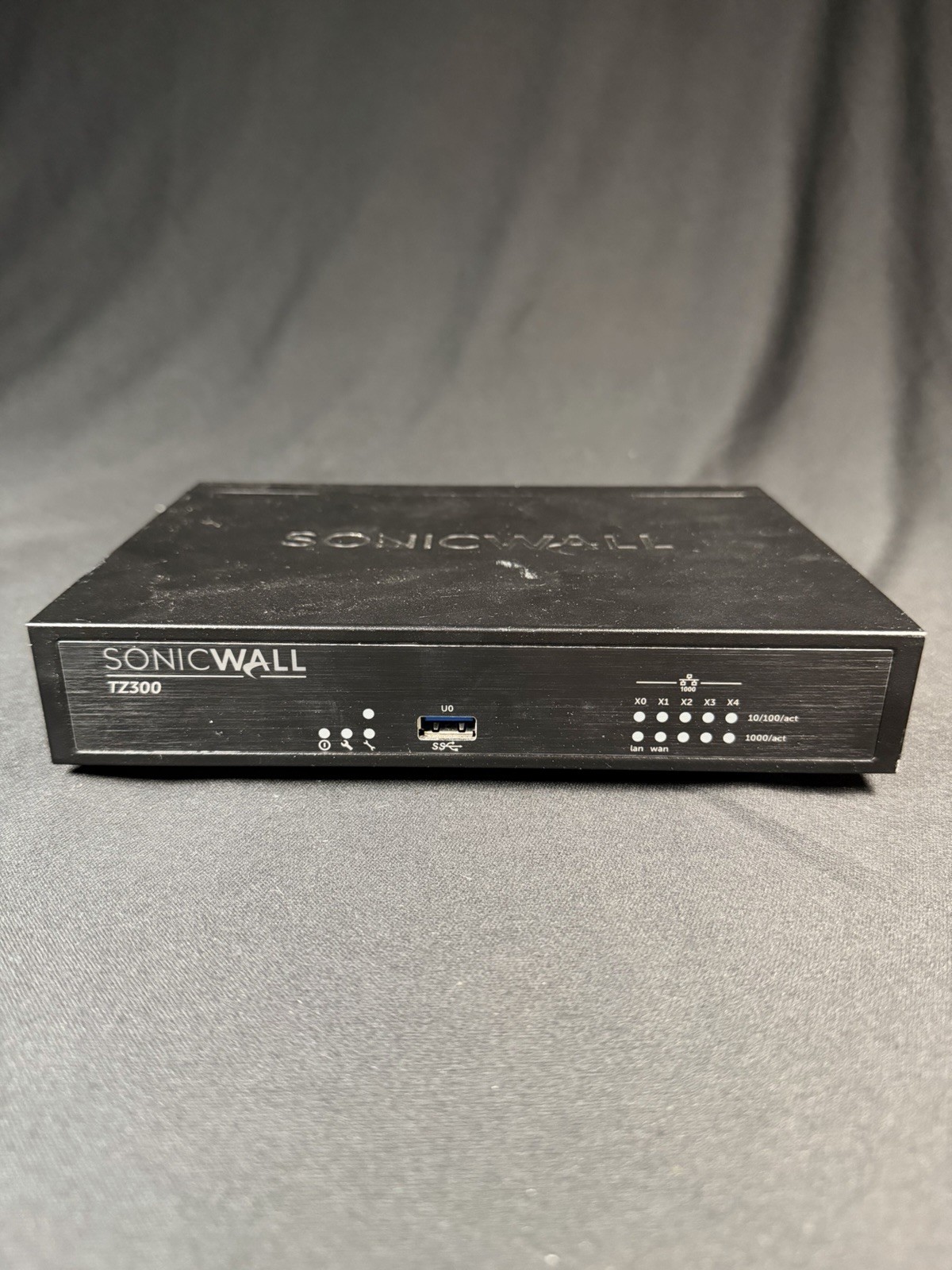 SonicWALL TZ300 Network Security Appliance Firewall Router/No Power Adapter