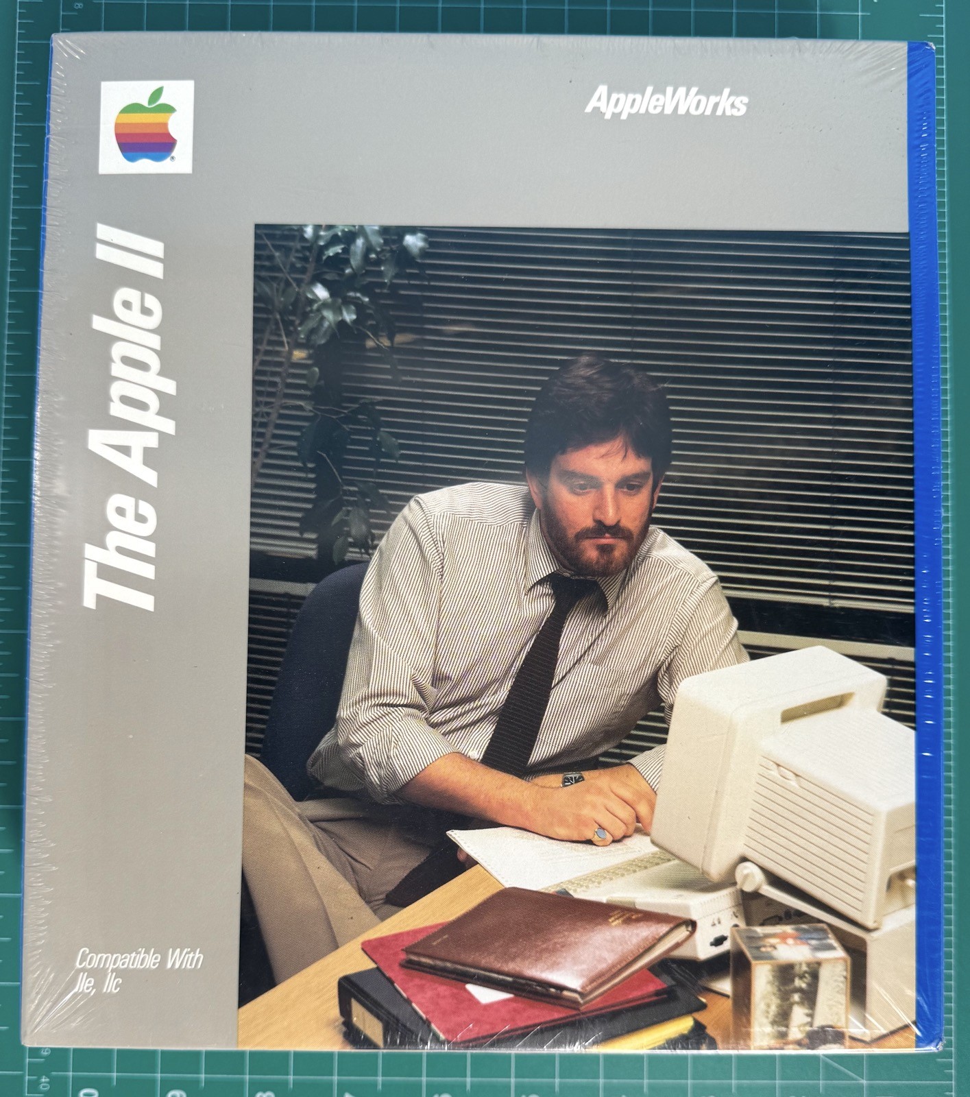AppleWorks for Apple IIe IIc A2D4501 - New and Sealed