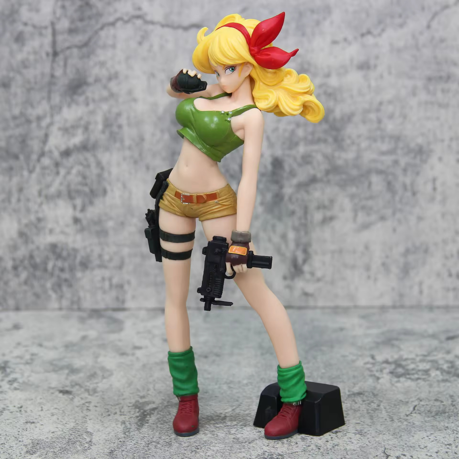 Blonde Launch Dragon Ball Desktop PVC Anime Figure Collectible New