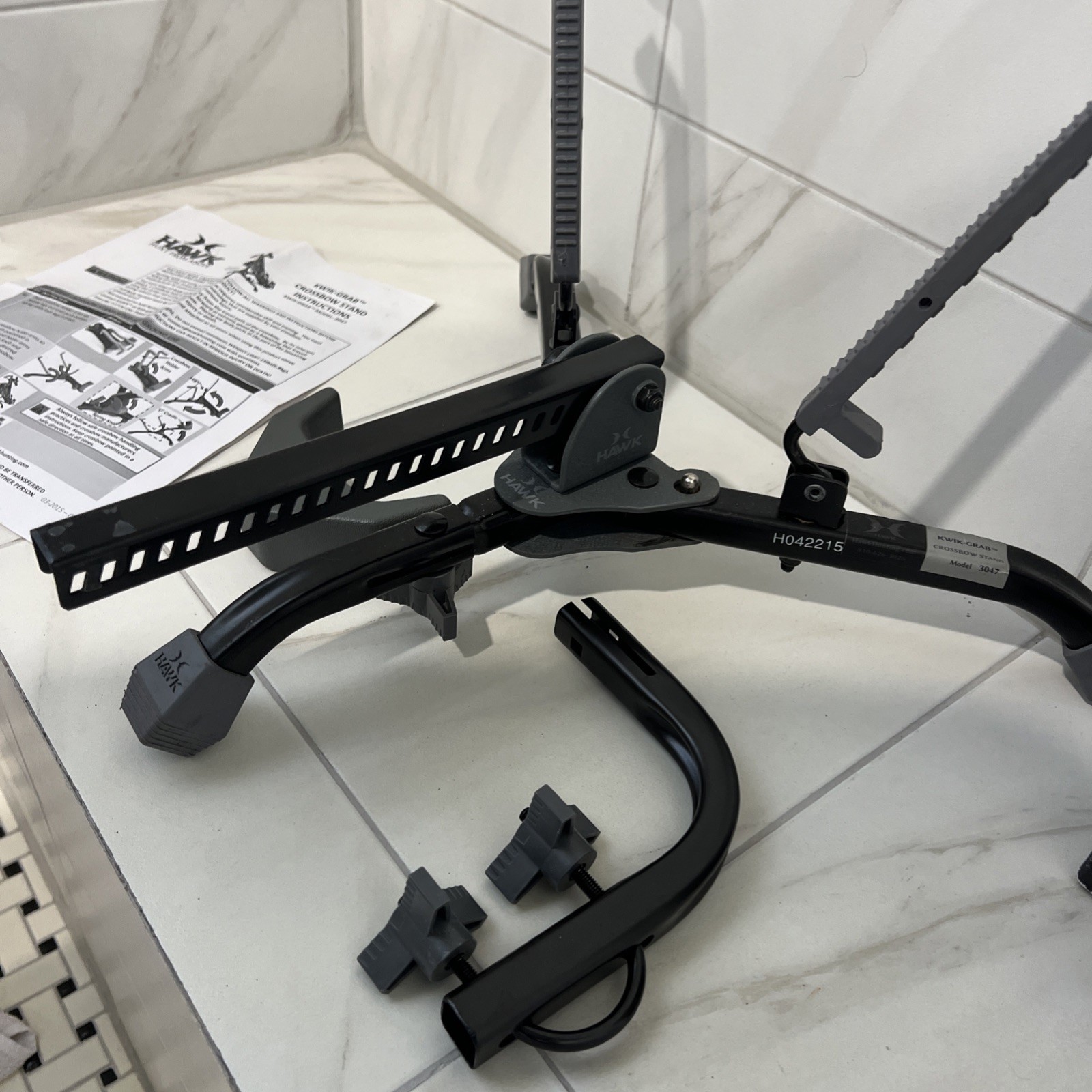 Hawk Kwik -Grab Crossbow Stand