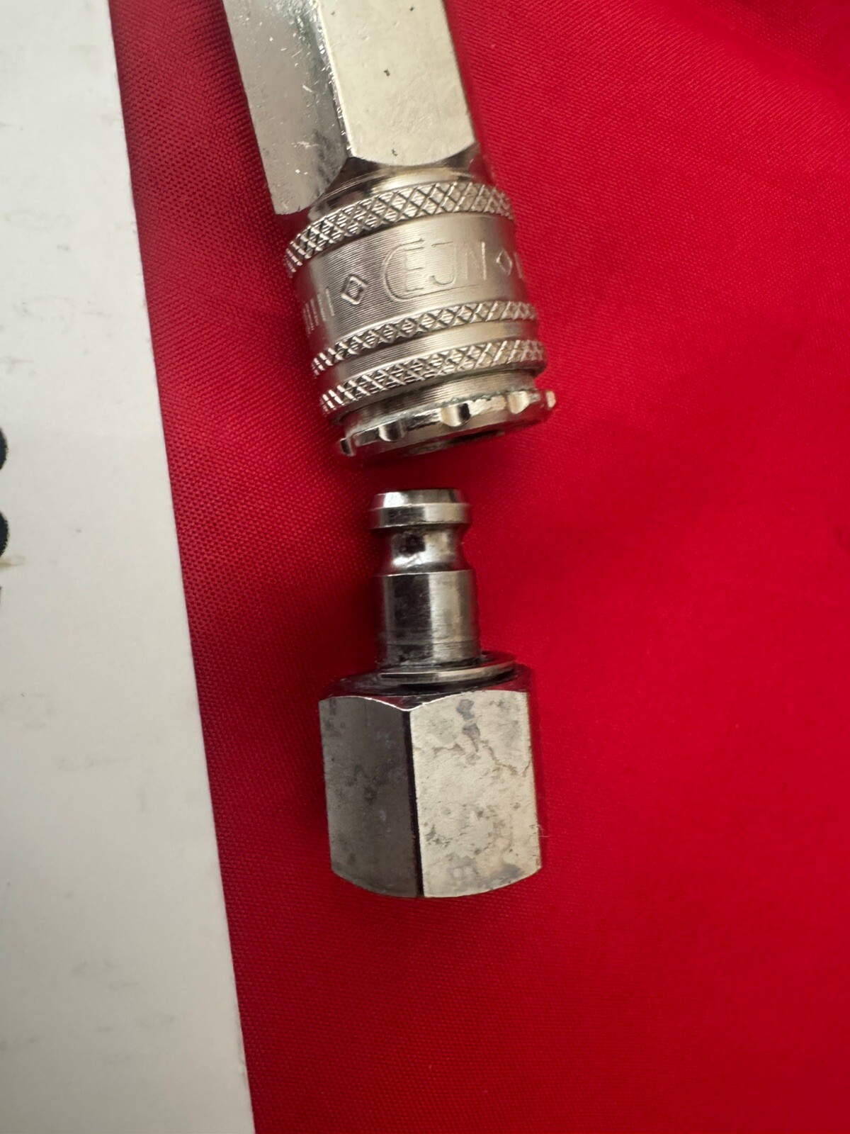 SCUBA REGULATOR SECOND STAGE QUICK RELEASE ATTACHMENT WAY COOL!
