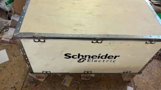 1PC Schneider ATV71HD30N4Z New Inverter 30KW 380V Expedited Shipping