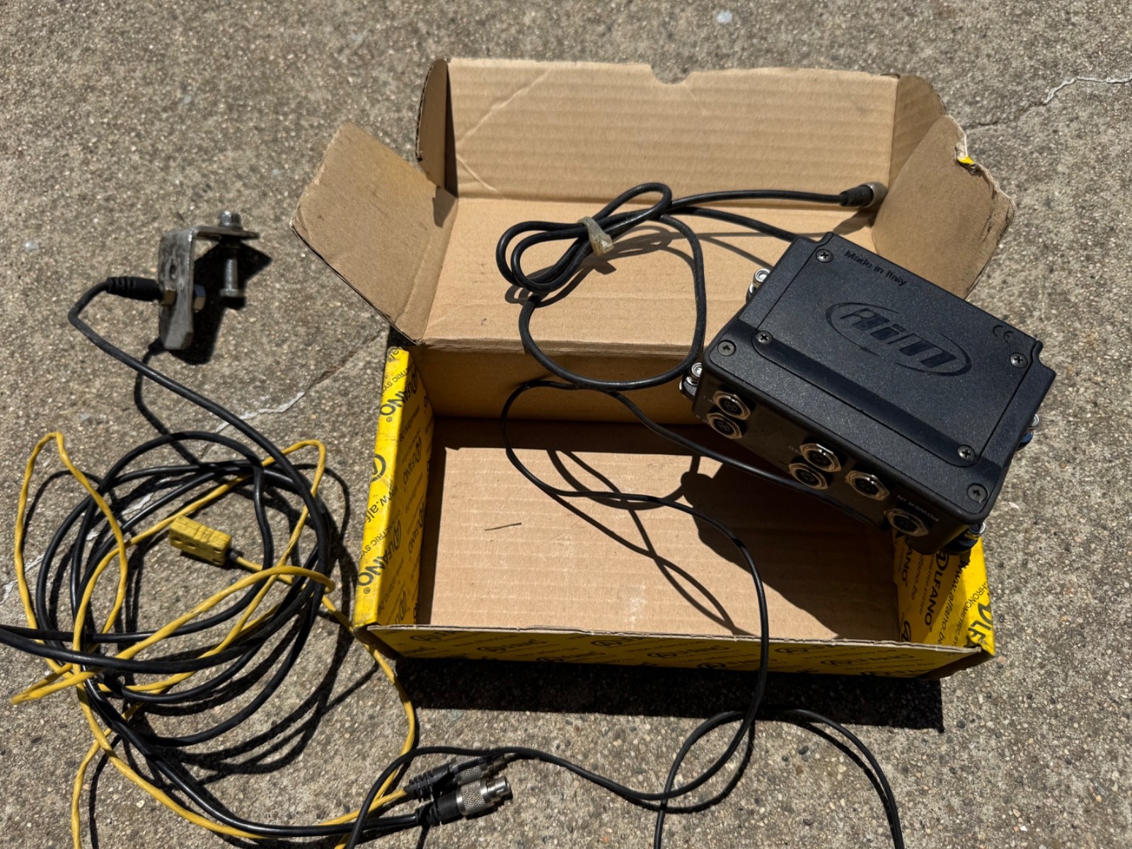 Mychron 4 expansion box for data