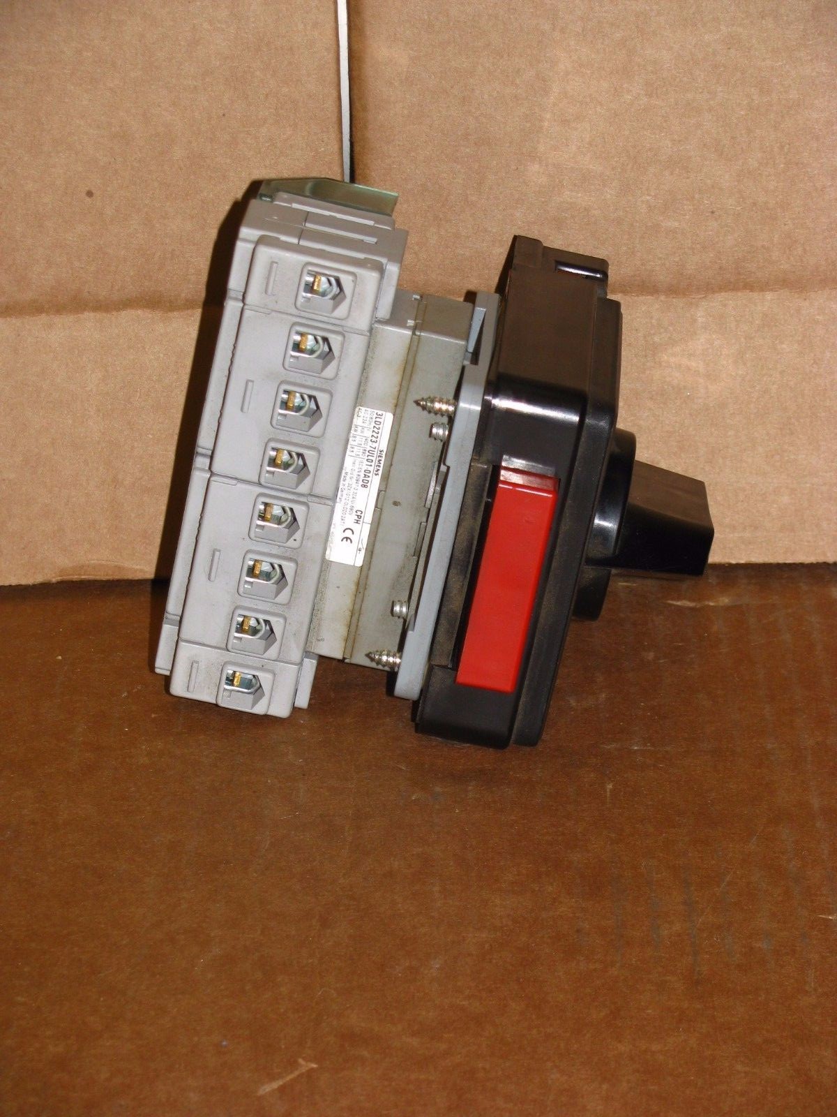 Siemens 3LD2223-7UL01-0AD8 Change-Over Switch