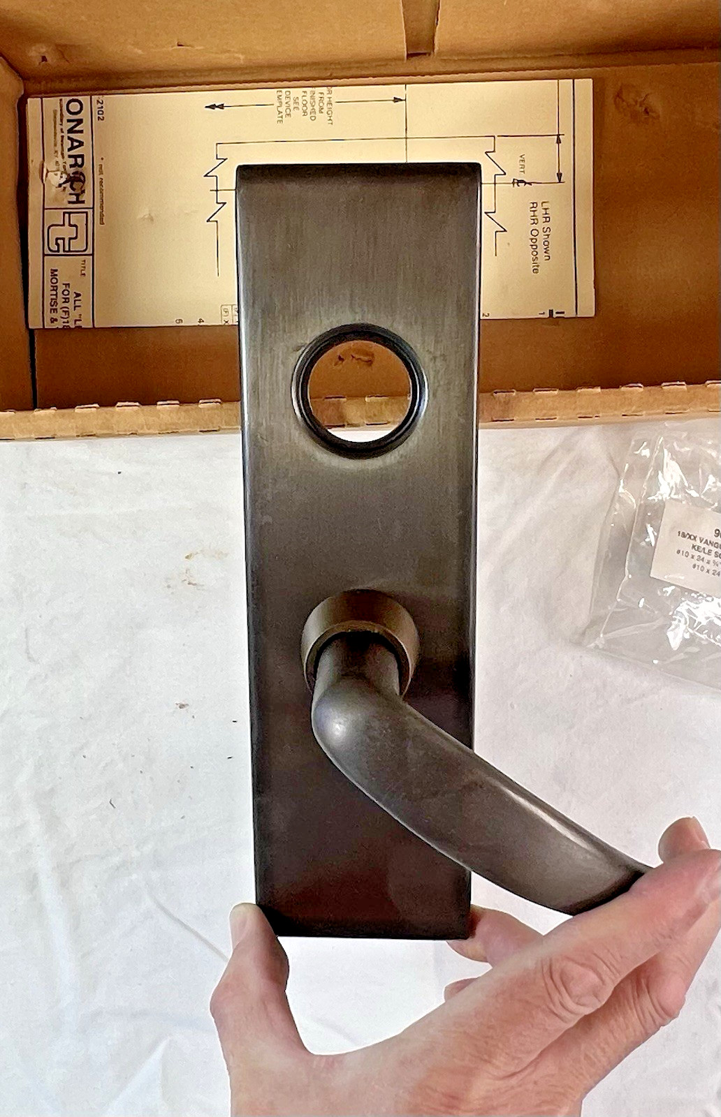 FALCON MONARCH Quantum Lever Trim for 19 Series Exit Trim 912L-R SP28 RHR